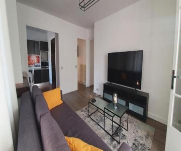 Appartement Entier Au Dessus De Villa, Climatisation Réversible Poêle à Bois Tres Chaleureux , Wi Fi