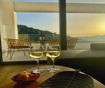 Lefkoparga Luxury Suites