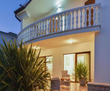 Apartments Villa Rosi