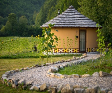 Linden Tree Retreat & Ranch