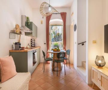 Palazzo Dama - Live Like A Local In Bari Vecchia