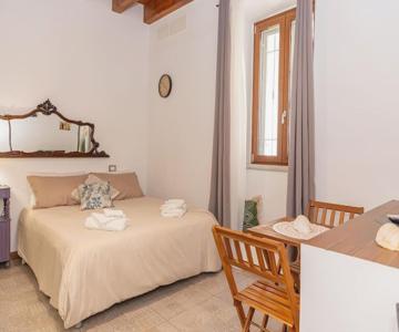 [centro Storico] Redmood House A 5 Min Dal Mare, Wi-fi, A/c E Netflix