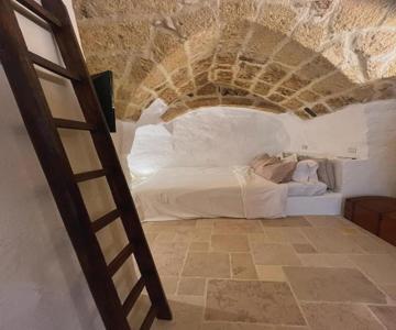 La Segreta Del Castello, Private Access
