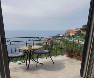 Ambra Holiday House