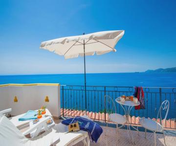 Casa Olga, Un Affaccio Sul Mare !!