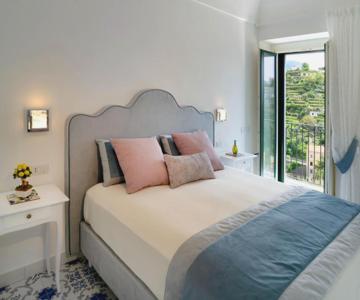 Suites In The Amalfi Coast - Guesthouse With Terrace Near Amalfi - Breathtaking View Of Ravello