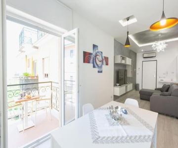 Sorrentovibes - New & Stylish Two Bedroom Apartment With Balconies