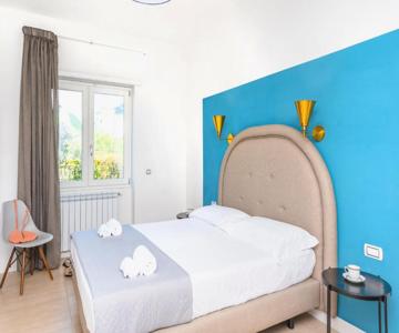 Mako Sorrento Suites