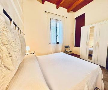 A Due Passi Dal Castello