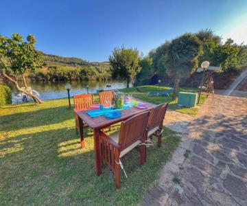 Exclusive Riverside House In The Center Of Bosa - Private Garden And Parking Bosa Apartments