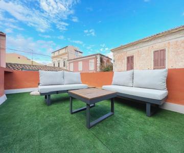 Pgs Immobiliare Srls Residenza Luisa Bilocale Con Terrazza Vista Mare In Centro Storico La Maddalena