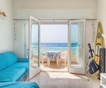 Appartamento Fronte Mare - Waterfront Apartment