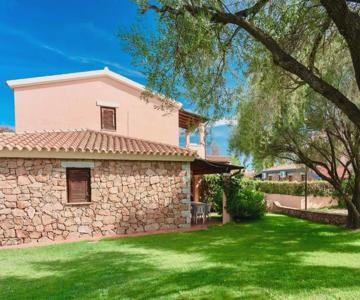 Apartments In San Teodoro 43450