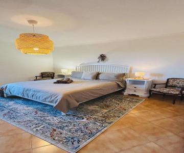 Ampio Appartamento Su 2 Livelli Nel Centro Storico, Ideale Per Coppie O Gruppi Da 2 A 5 Persone