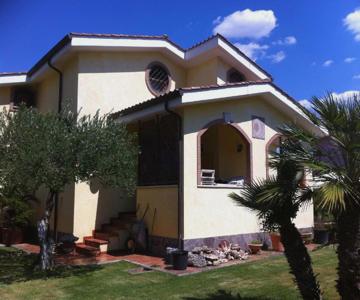 Paoline's Suite In Villa