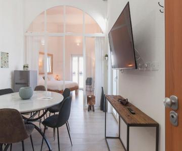 New Luxus Apartment In Gaeta With Sea View On Harbour