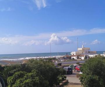 Roma Sea Dreaming