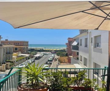 Ostia Bed And Beach