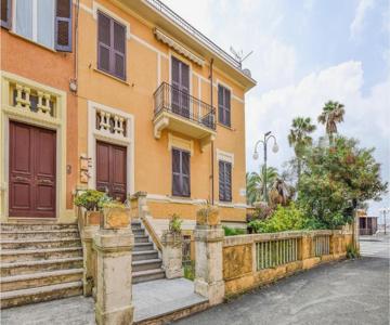 Pet Friendly Apartment In Chiavari