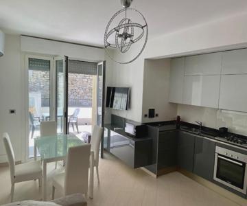 Santa D'amare Appartamento Con Terrazzo E Box Auto Privato