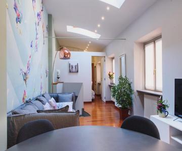 Lora Center Apartment,parking