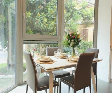 Magnolia Lake Como City Center Free Parking