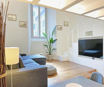 la Portineria Charming Apartment Old Town Como Lake