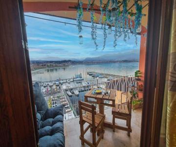 Pura Vida Apartment, Facing Lake Garda