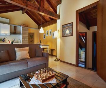 Bella Omegna Apartments