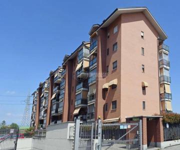 Lucky House - Reggia & Stadium