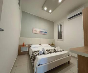 Holiday Diamond Balestrate