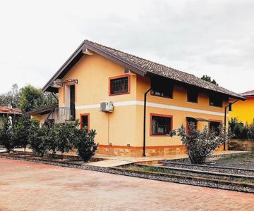 Casa Happy - La Mansarda Del Sorriso Con Parcheggio Privato A Valcorrente