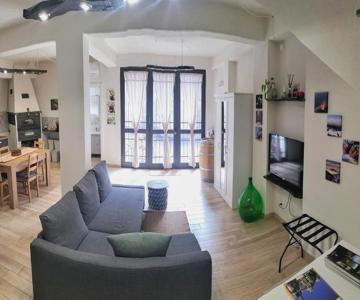 Aetna Apartment