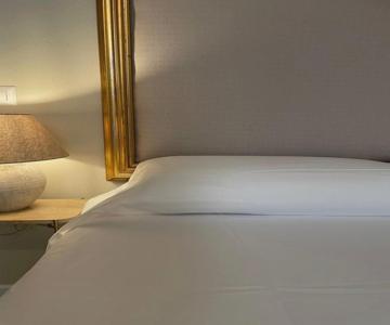 Notus Rooms