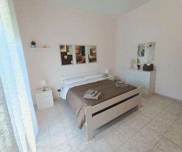 Syracuse Family Apartment - Free Parking Car