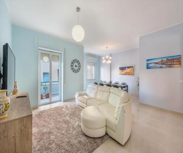 Casa Bella - 3 Baths - Walk To Ortigia