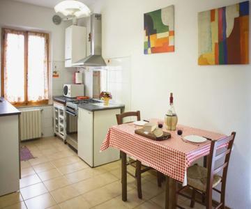 Cheap Apartment In The Old Village