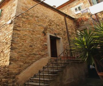 Trilocale Nel Centro Storico