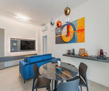 Tower View Luxury Apartment On The River