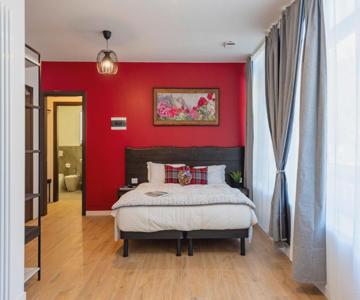 The Weiss Bistrot & Rooms