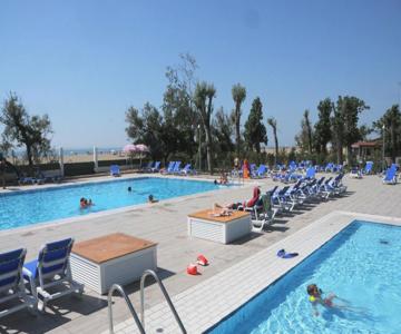 Punta Falconera Camping & Village