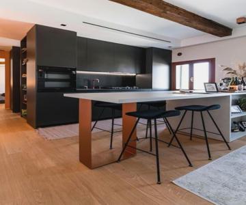 1-bedroom Design Apartment With Panoramic View