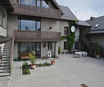 Molo Uzeiga Inn