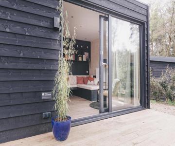 Ultiem Ontspannen In Luxe En Design Ingericht Tiny House Onyx In Bosrijke Omgeving