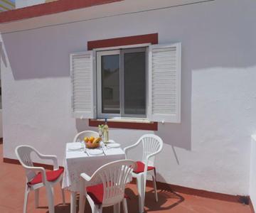 Apartment In The Center Of Carvoeiro With Terrace