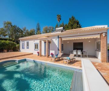 Casa Amada - Private Villa - Heated Pool - Free Wifi - Air Con
