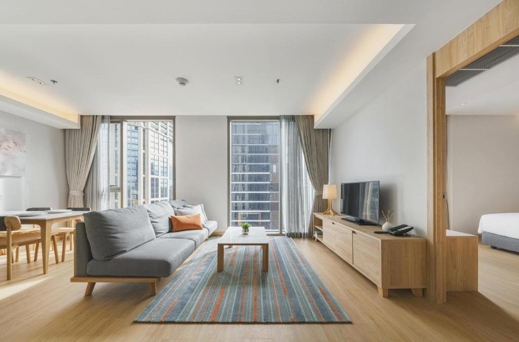 Oakwood Suites Bangkok