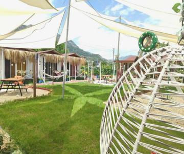 Zeyos Lodge Hotel & Restaurant