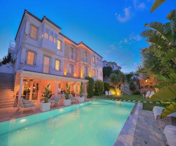 Peremere Alaçati Otel