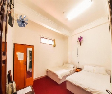 Hotel Rainstar